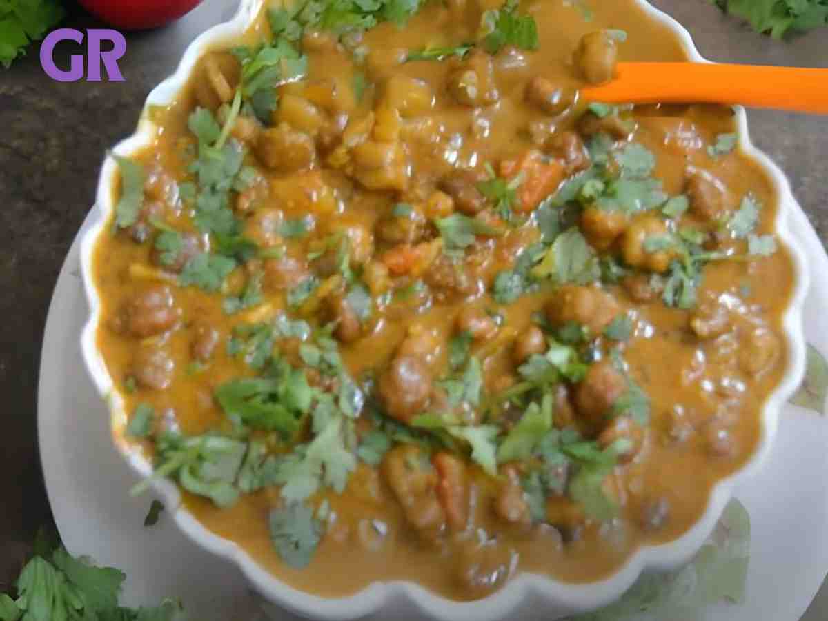 Easy Desi Chana nu Shaak Recipe: A Traditional Gujarati Recipe in 2024