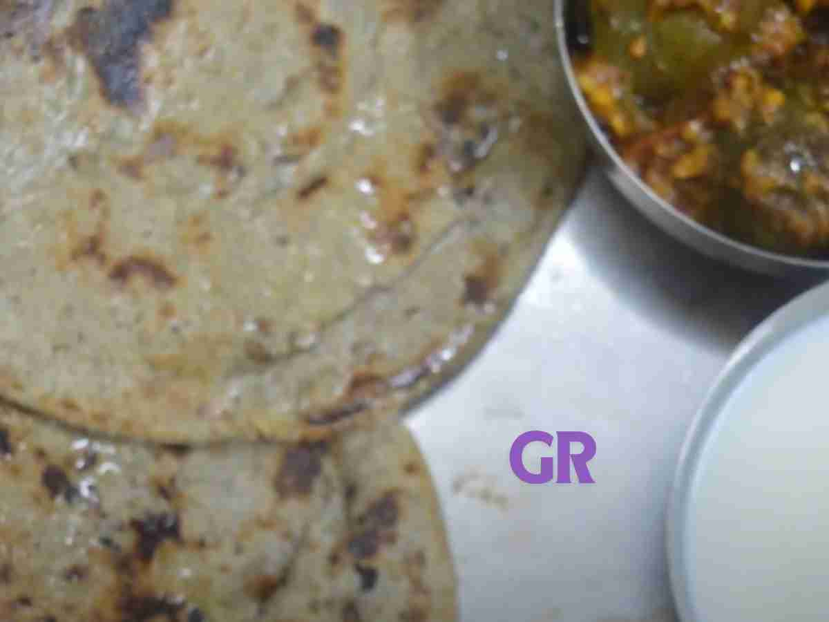 How to Make Bajra Roti in gujarati